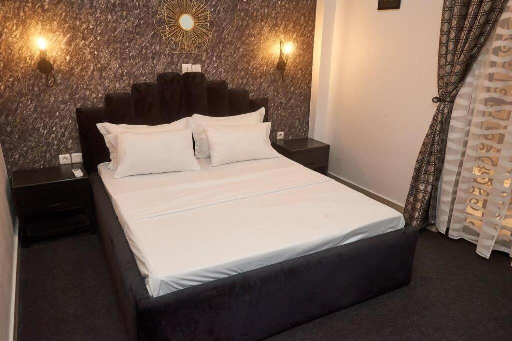 Appartement Cosy Free Bonapriso Douala Luaran gambar